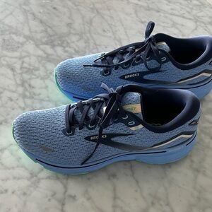 Brooks Ghost Women's Running Shoes - Peacock Blue